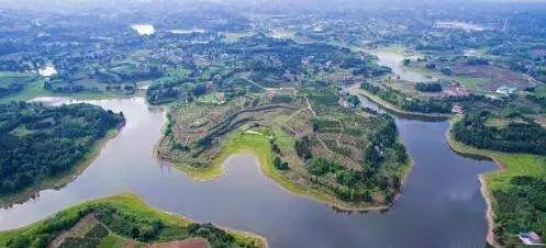 雙良環(huán)境精心守護(hù)“大水缸” 雁江區(qū)滴水巖水庫(kù)水質(zhì)提升為Ⅲ類(lèi)