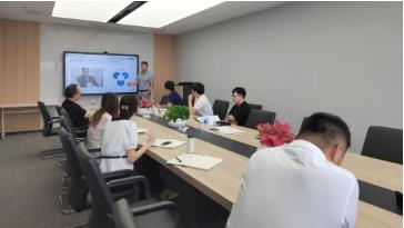 高校教授及商會(huì)領(lǐng)導(dǎo)蒞臨深圳<a href=http://www.massivesupply.com target=_blank class=infotextkey><a href=http://www.massivesupply.com target=_blank class=infotextkey>雙良</a>環(huán)境</a>考察交流